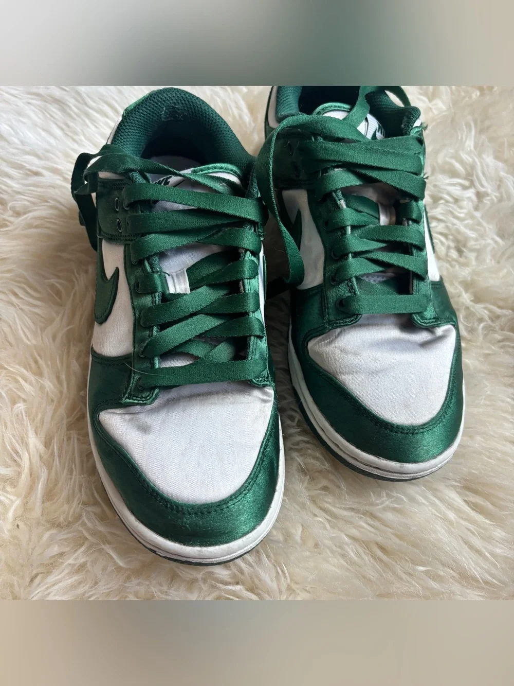 Nike Women's Dunk Low Satin Green, Size 6.